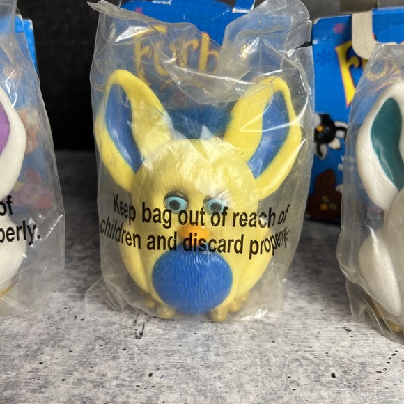 Furby Lot Of 3 Toys 2005 Burger King Hasbro New in Package - Picture 3 of 6